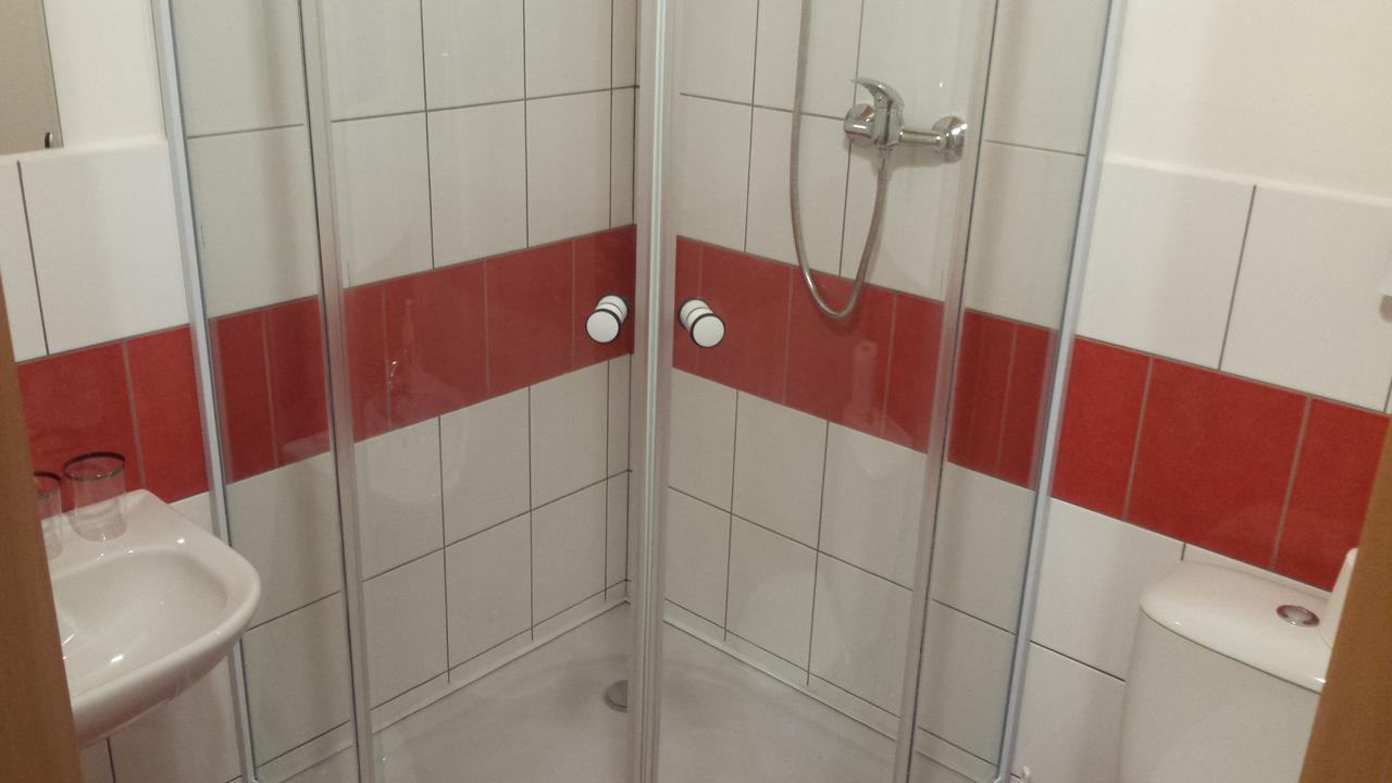 Bakin Bar Hotell Třebíč Eksteriør bilde