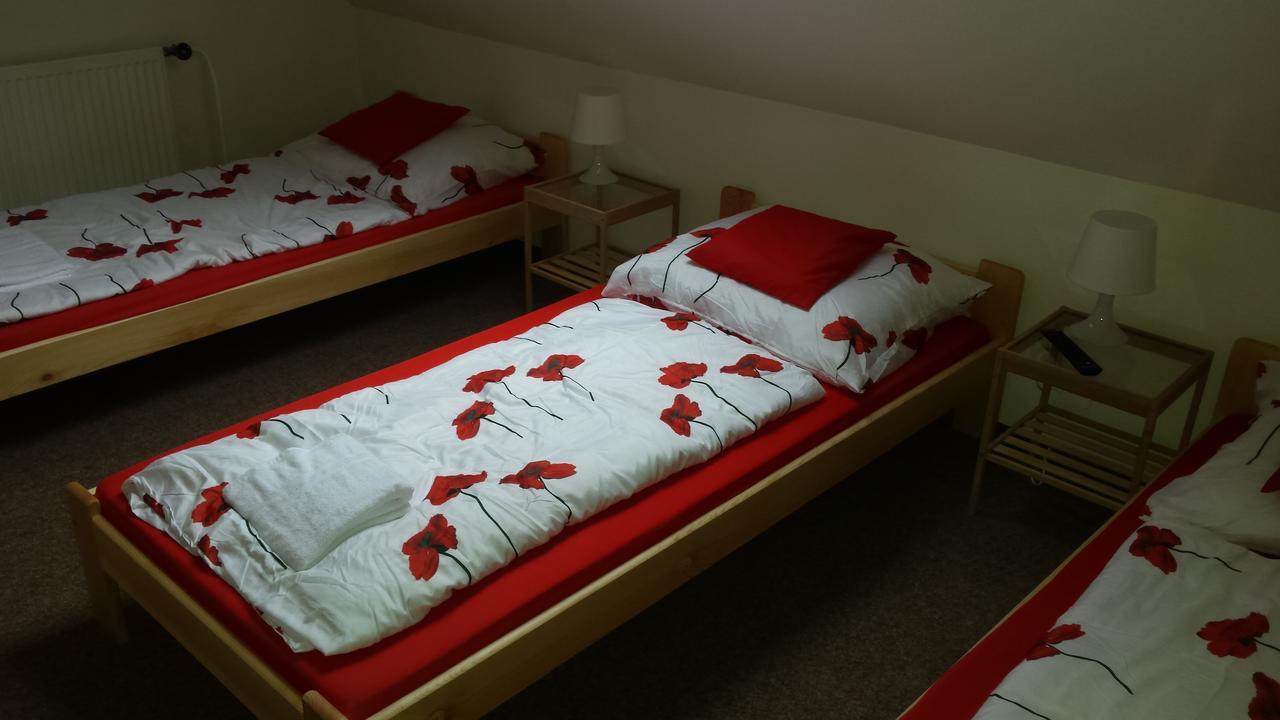 Bakin Bar Hotell Třebíč Eksteriør bilde