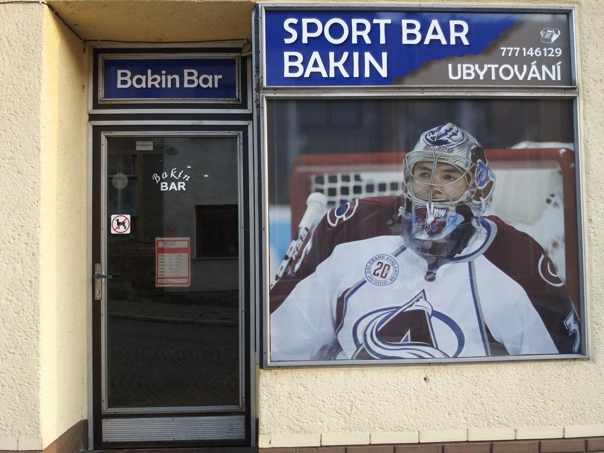 Bakin Bar Hotell Třebíč Eksteriør bilde